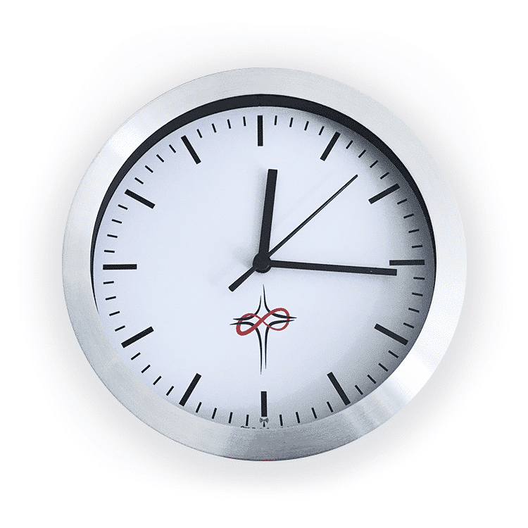 Funk-Wanduhr mit Pallottiner-Kreuz